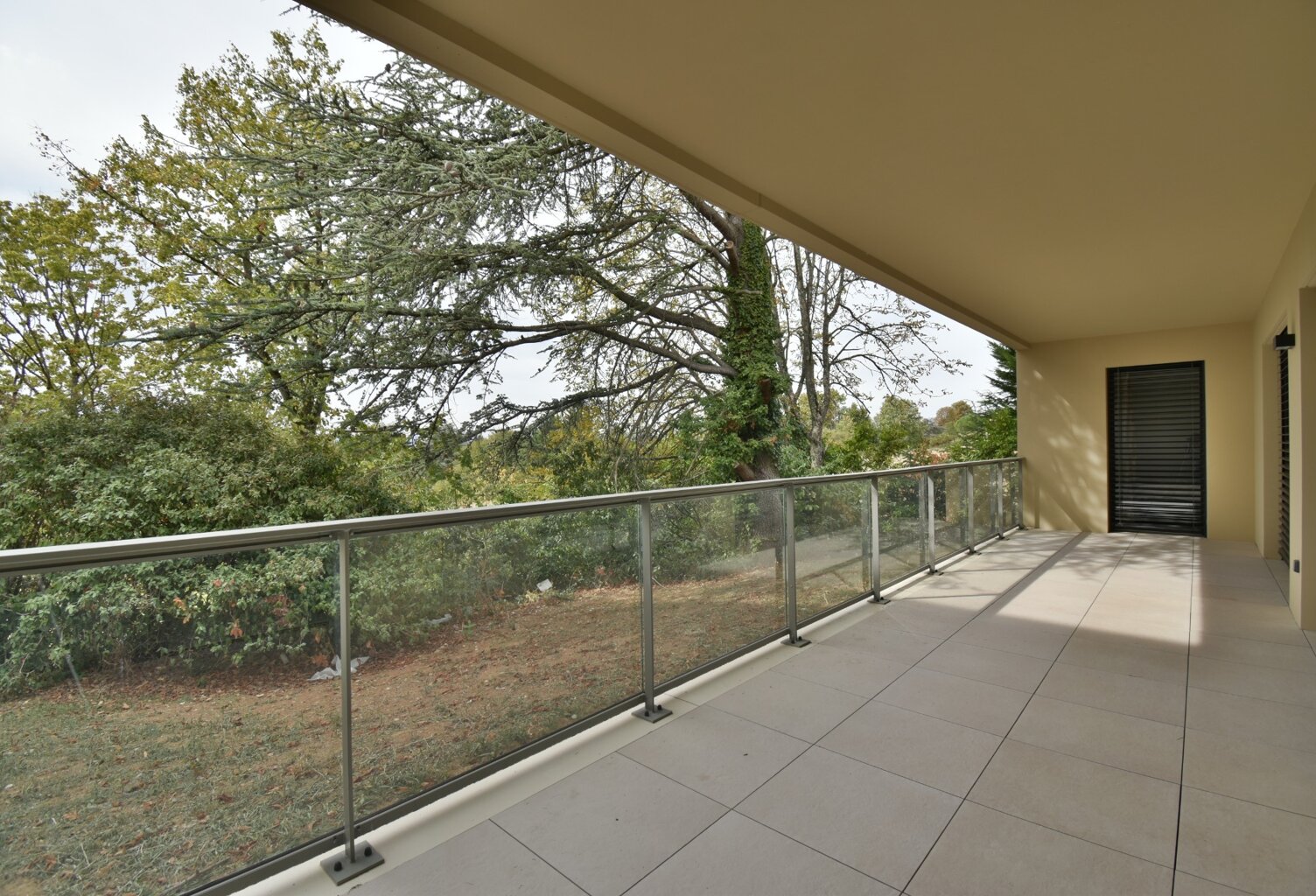 SAINT-DIDIER – Appartement T4 de standing de 105,52 m² avec terrasse de 27 m² et garage — photo 1