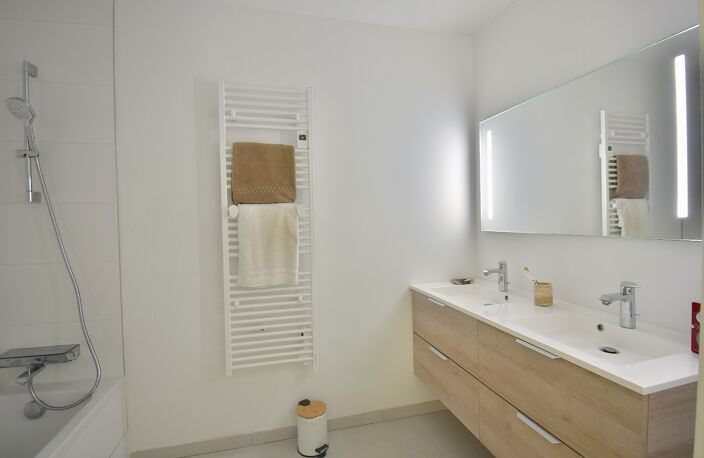 SAINT-DIDIER – Appartement T4 de standing de 105,52 m² avec terrasse de 27 m² et garage — photo 4