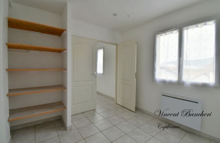 Appartement T3 duplex à vendre à NANGY avec cave et 2 places de parking — photo 5