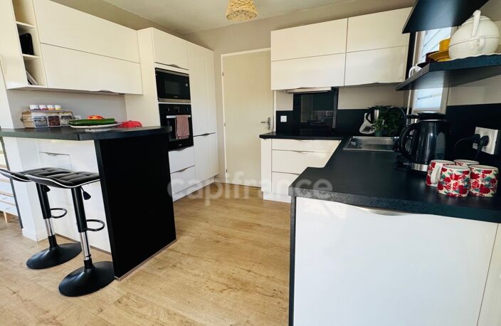 MESQUER - A VENDRE MAISON SITUÉE AU CALME AVEC JARDIN - 4 CHAMBRES ET GARAGE - ACCÈS TOUT À PIEDS OU À VÉLO — photo 5