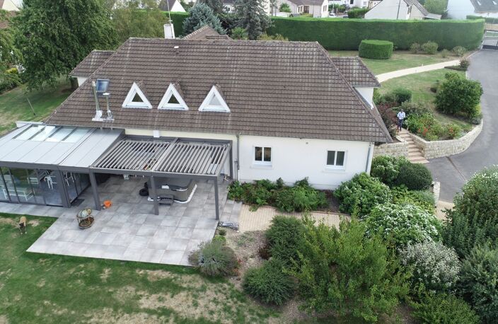 LAON (02) à vendre propriété d'exeption de 330 m2 et son terrain de 9000 m2 — photo 3