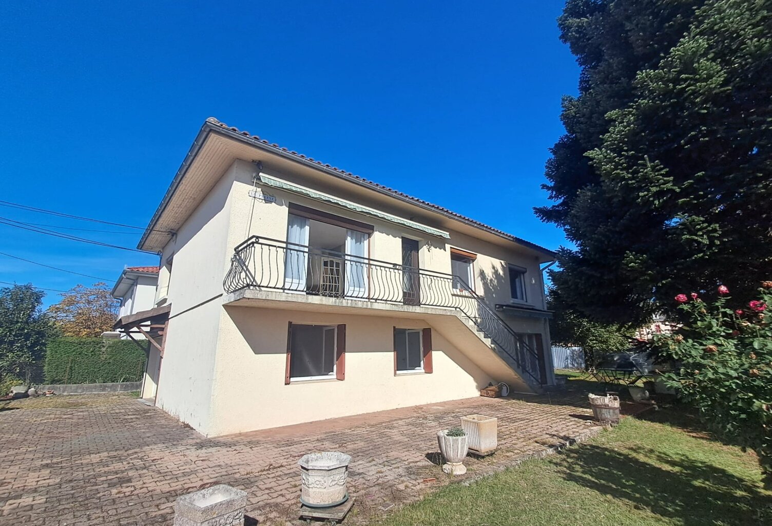 Maison de 147m2 avec jardin à MONTREJEAU (31) — photo 1