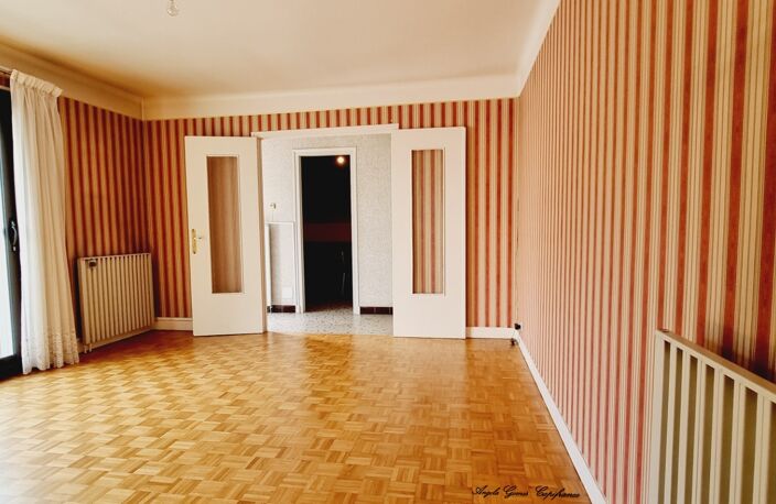 Champigny sur Marne quartier recherché de Coeuilly Limite Villiers sur Marne Pavillon familiale 143 m² au sol - Terrain 399m2 Dépendance / Atelier 78m2 - RER E 10 mn à pied — photo 2