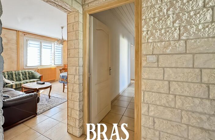 SAINT SEBASTIEN SUR LOIRE - APPARTEMENT T3 + PARKING — photo 5