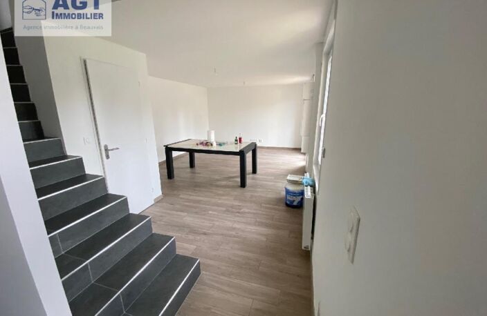 BRESLES — photo 3