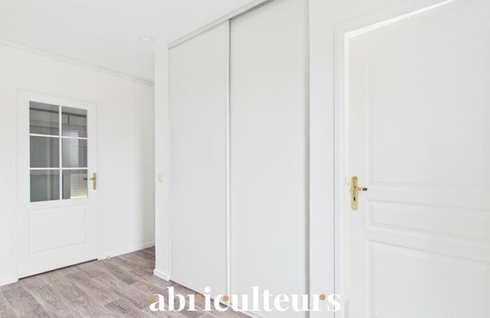 Appartement T3 de 73 m² à Survilliers - Plein Sud - Vue sur le bassin et le Pigeonnier - Résidence de standing à Survilliers (95) — photo 5