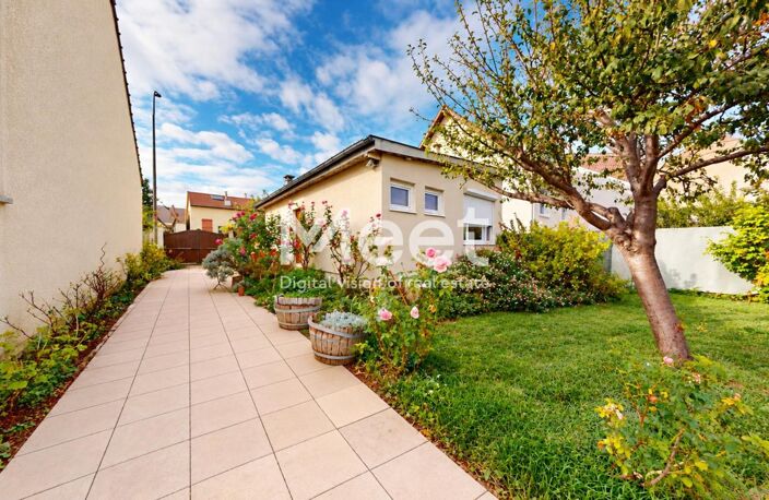 VENTE EN NUE-PROPRIÉTÉ - ENSEMBLE IMMOBILIER ATYPIQUE SUR 546 m² DE TERRAIN - VITRY-SUR-SEINE — photo 2