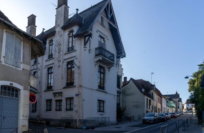 Immeuble - 665 m² - Salies-de-Béarn (64) — photo 3
