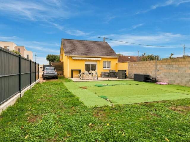 Maison de 5 pièces de 105 m² à Dreux — photo du bien
