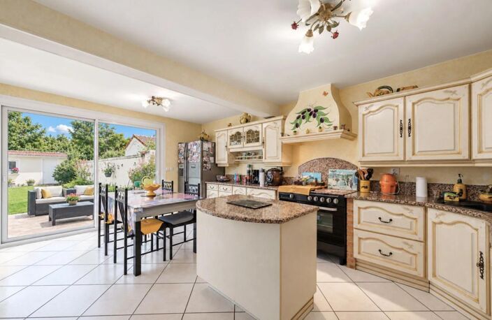 Maison de 7 pièces de 140 m² à Château-Thierry — photo 5
