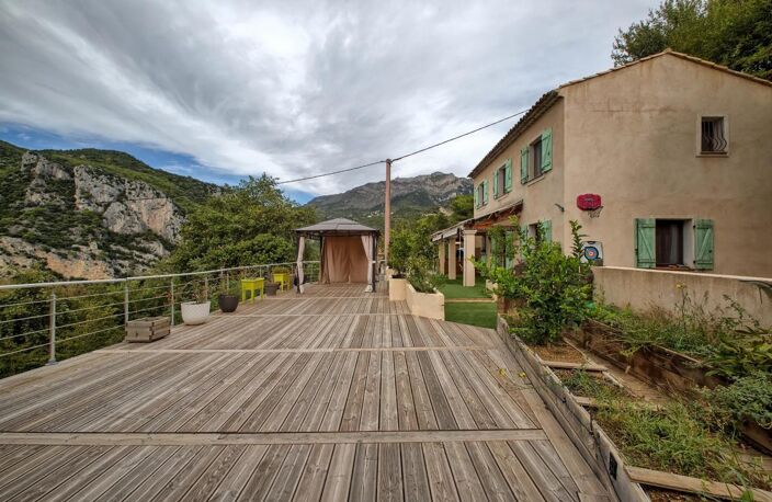 Maison de 4 pièces de 96 m² à Gilette — photo 2