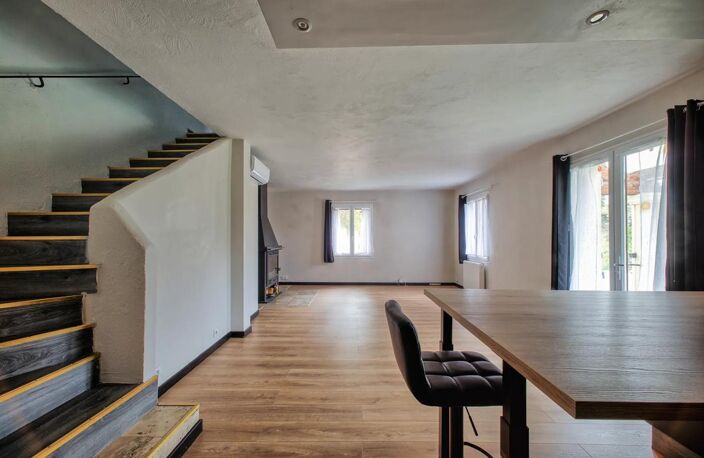 Maison de 4 pièces de 96 m² à Gilette — photo 3