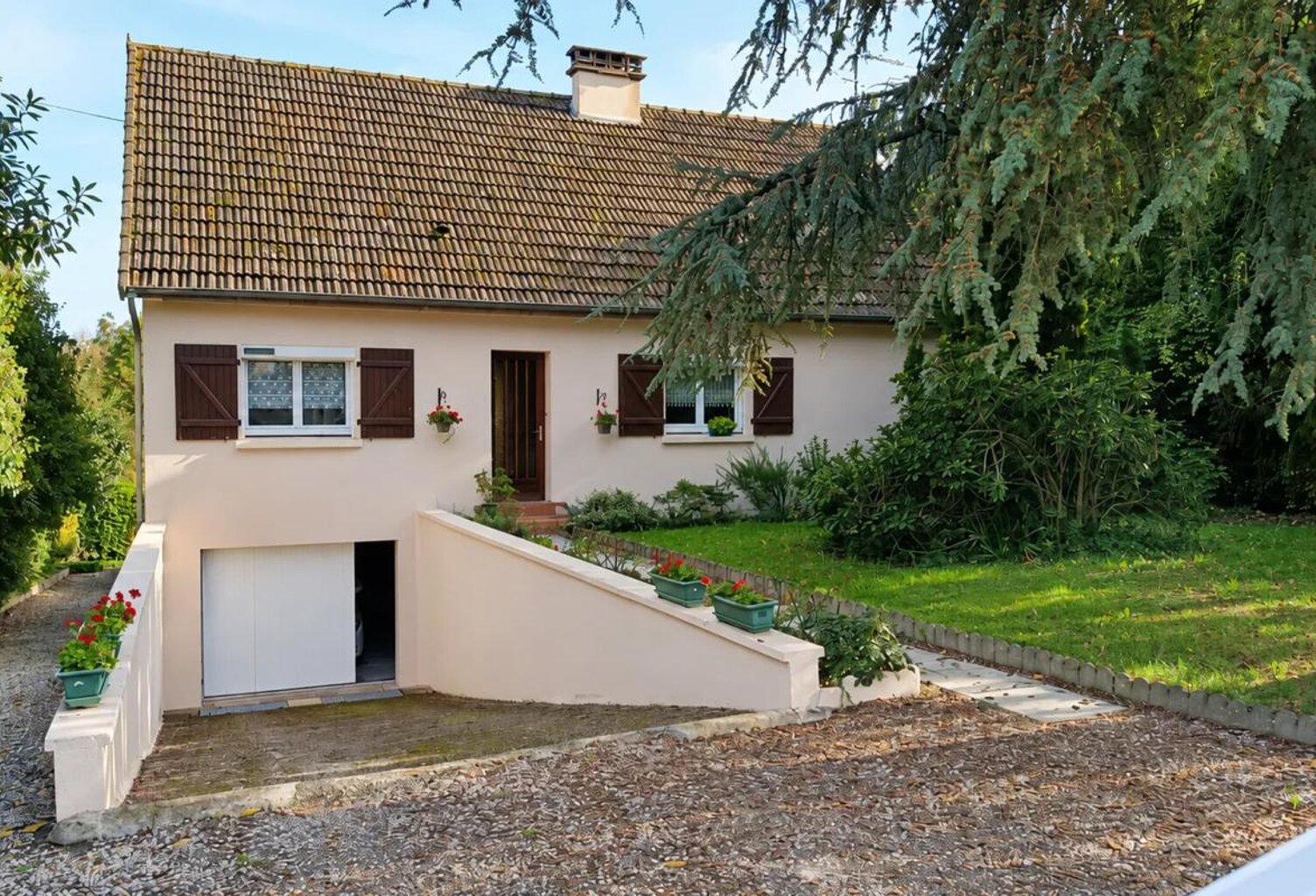 Maison de 6 pièces de 100 m² à Cérences — photo 1