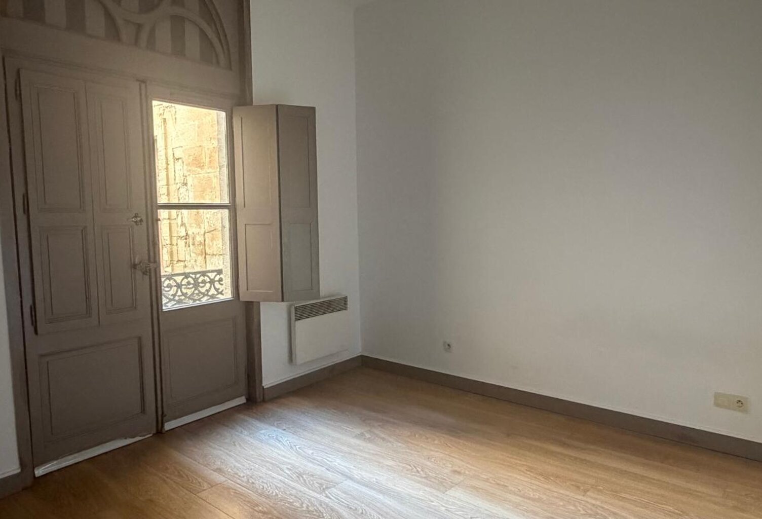 Appartement À Louer — photo 1