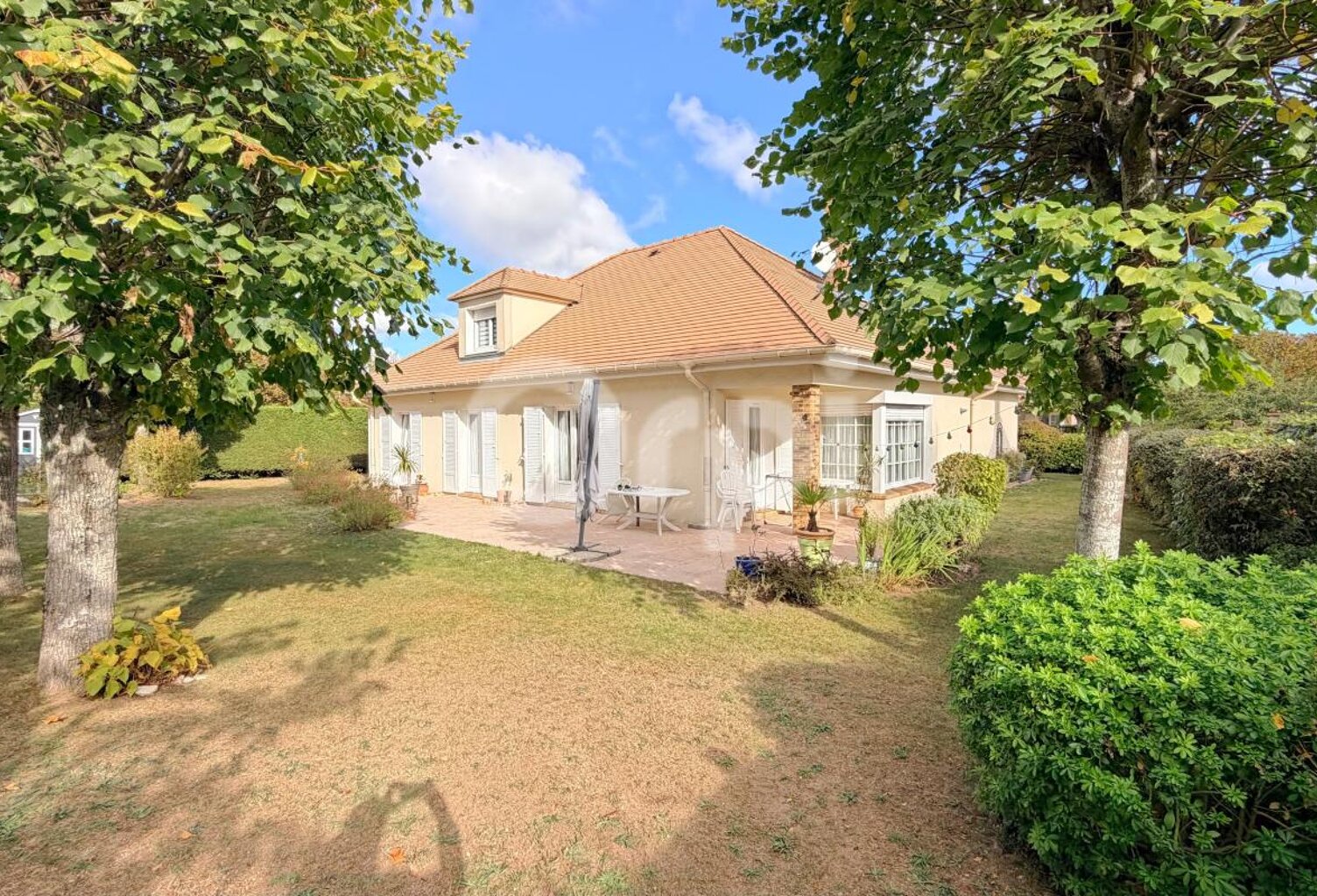 VERNOUILLET – MAISON INDIVIDUELLE 184 M² – 4 CHAMBRES – VIE DE PLAIN-PIED – TERRAIN 836 M² – LIGNE J & RER E FIN FÉVRIER 2027 — photo 1