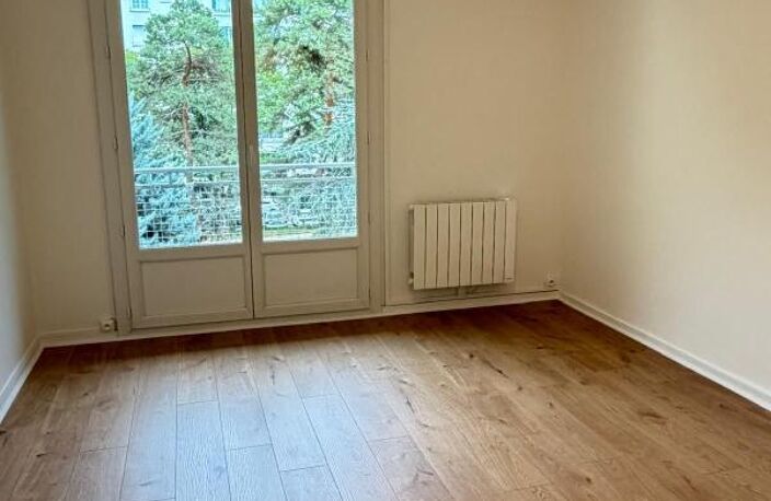 Appartement 2 Chambres 53m² avec balcon - LA MULATIERE — photo 2