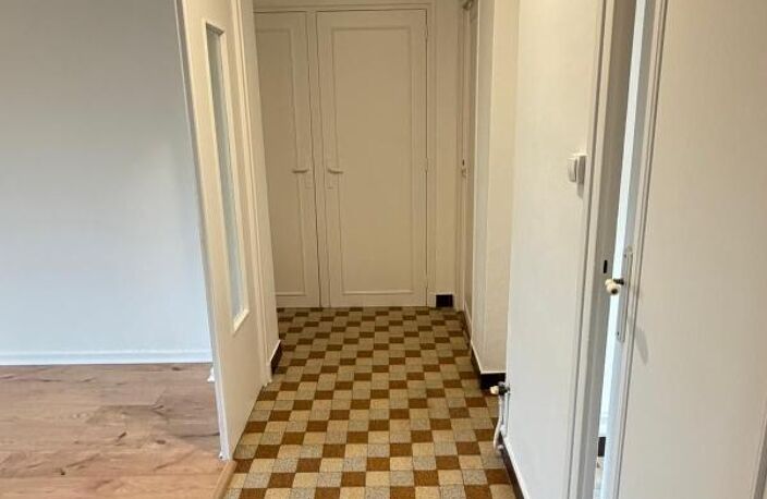 Appartement 2 Chambres 53m² avec balcon - LA MULATIERE — photo 4