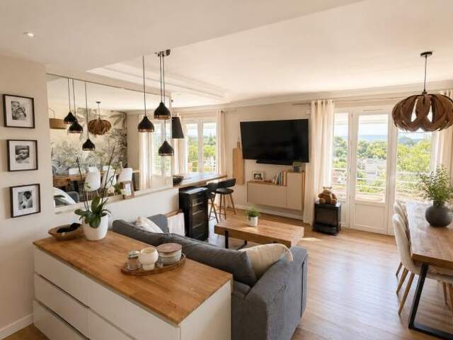 A VENDRE  TOULON 83100 BEL APPARTEMENT 3 PIECES RENOVE AVEC TERRASSE QUARTIER LE FARON — photo du bien