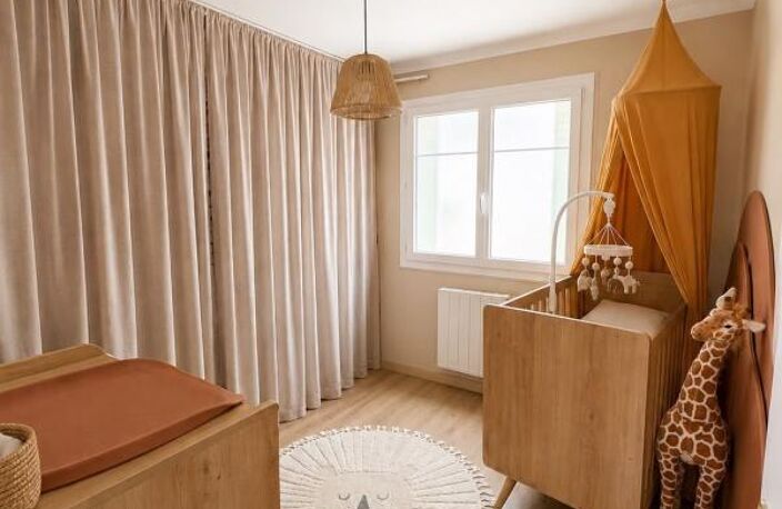 A VENDRE  TOULON 83100 BEL APPARTEMENT 3 PIECES RENOVE AVEC TERRASSE QUARTIER LE FARON — photo 5