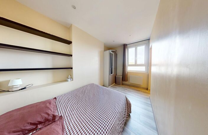 T2 QUARTIER SAINT NICOLAS - PARFAIT ETAT — photo 3