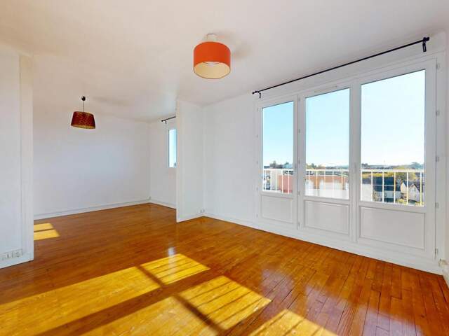 Appartement T3 - quartier Dalby - dernier étage lumineux ! — photo du bien