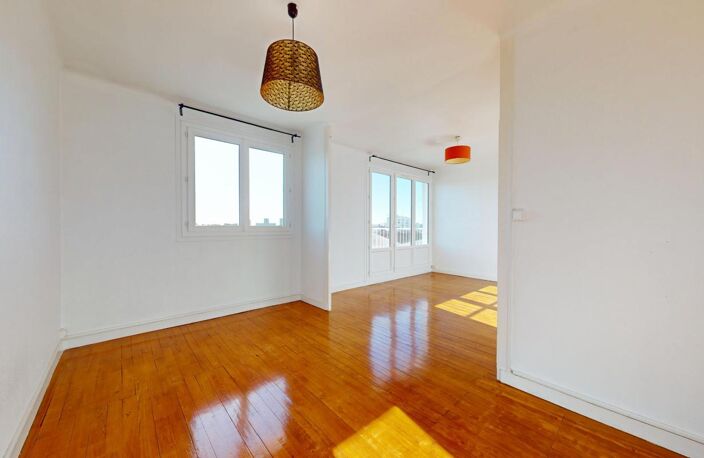Appartement T3 - quartier Dalby - dernier étage lumineux ! — photo 2