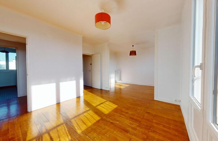 Appartement T3 - quartier Dalby - dernier étage lumineux ! — photo 3