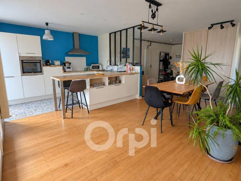 CLERMONT-FERRAND – LES SALINS – BEL APPARTEMENT DE 83 M² AVEC BALCON, PARKING COUVERT ET CAVE — photo 1