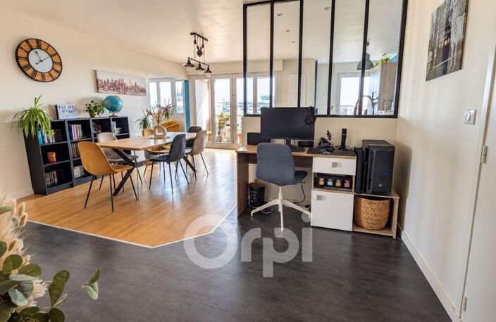 CLERMONT-FERRAND – LES SALINS – BEL APPARTEMENT DE 83 M² AVEC BALCON, PARKING COUVERT ET CAVE — photo 2