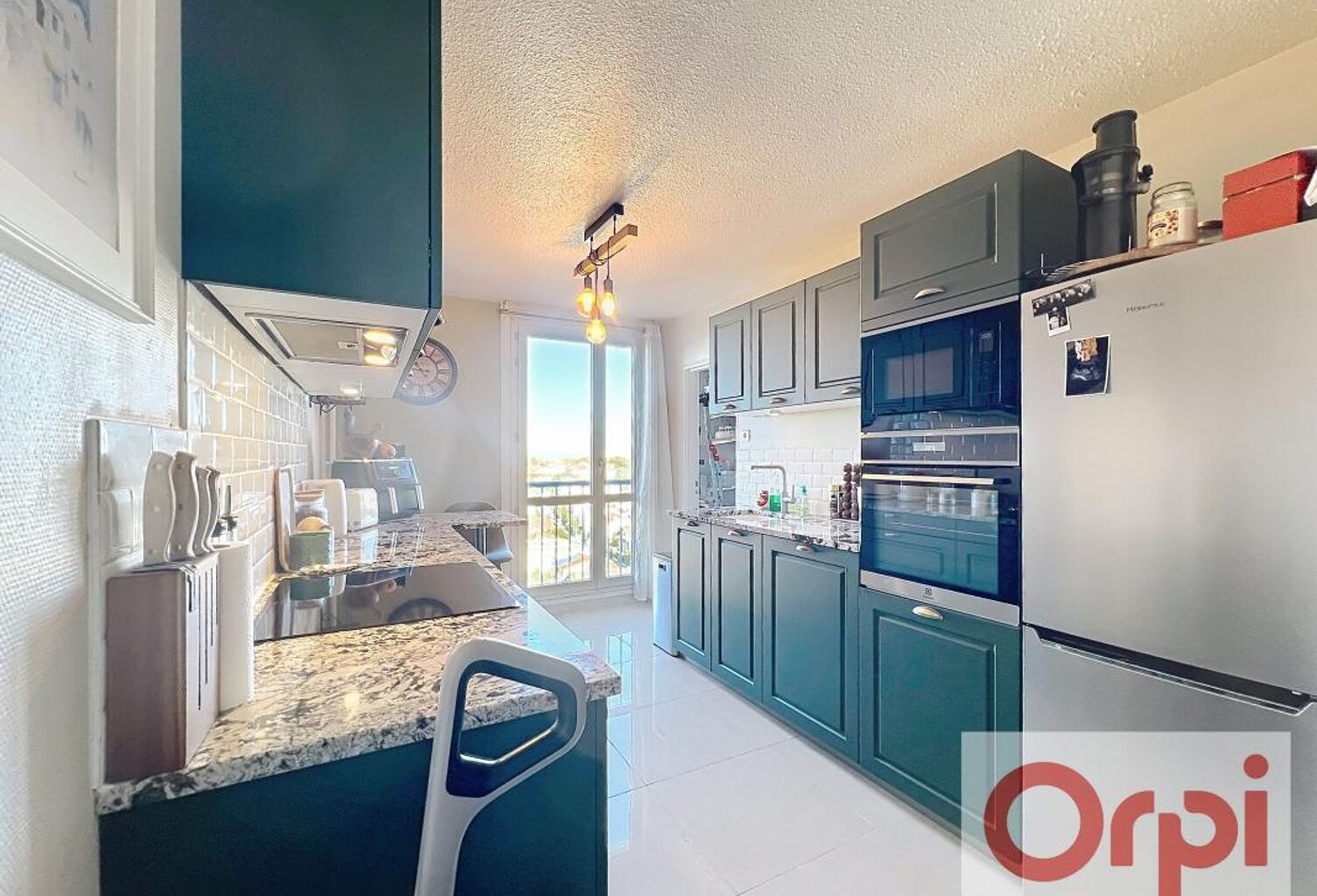 Appartement À Vendre — photo 1