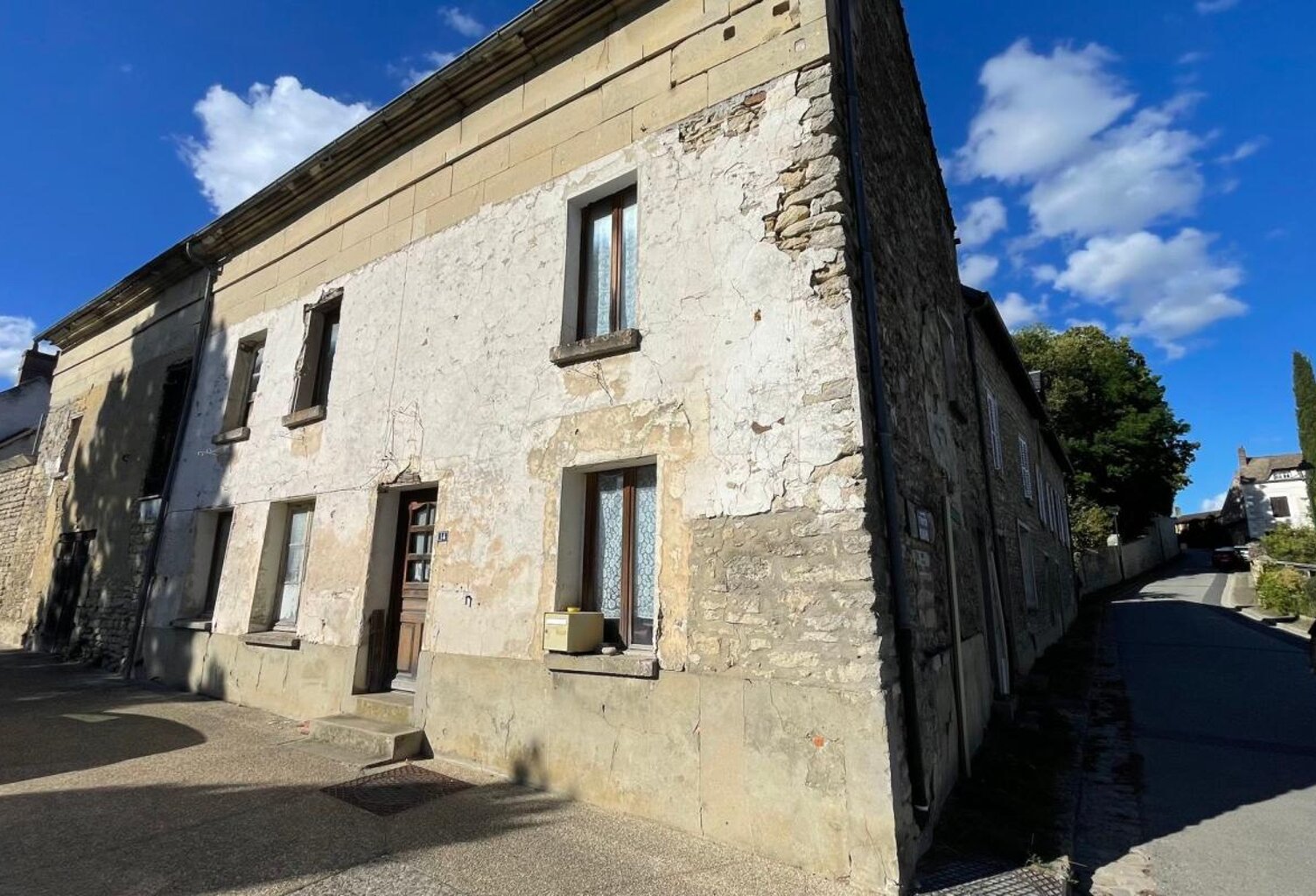 🏡 Maison à rénover entièrement et possibilité de créer un deuxième logement à Saint-Gervais centre — photo 1