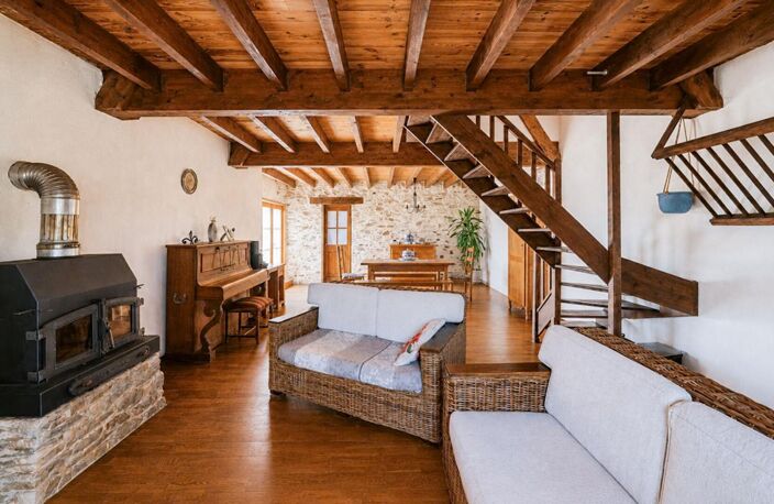 Maison Douillet Le Joly 5 pièce(s) 139 m2 - 4  chambres — photo 5