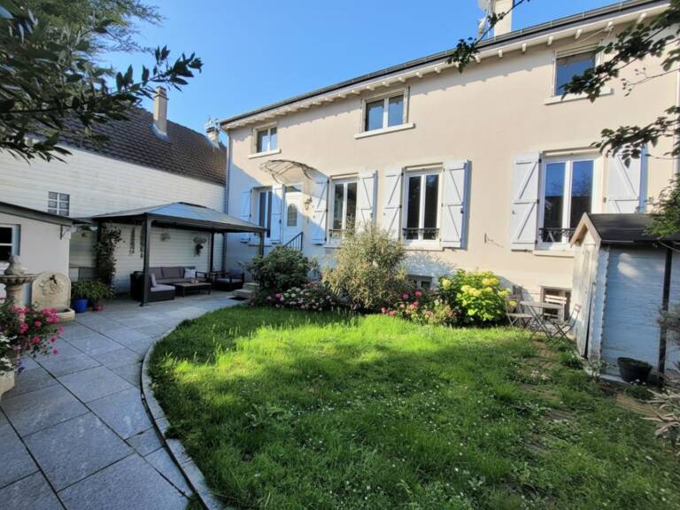 Maison Argenteuil, secteur Orgemont, 95100 Val d'Oise 6 pièce(s) 122 m2 habitables — photo 1