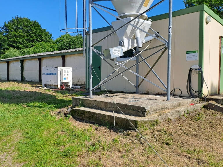 bâtiment agricole  425 m2 + bureau — photo 1