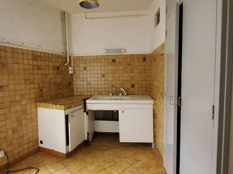 APPARTEMENT DE CARACTÈRE IMMEUBLE 1900 EN PLEIN COEUR DE VILLE — photo 1