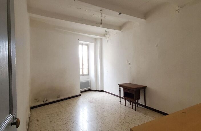 APPARTEMENT DE CARACTÈRE IMMEUBLE 1900 EN PLEIN COEUR DE VILLE — photo 5