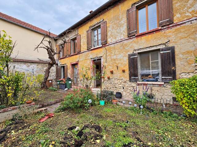 Maison à rénover 5 pièces, MAULE — photo du bien