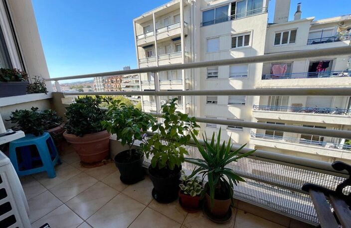 Belle Opportunité - Grand Appartement F3 - Toulon (83000) — photo 5