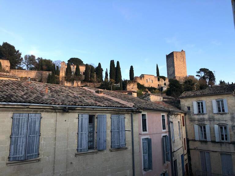 Immeuble  libre au coeur de Sommières Emplacement N°1 potentiel locatif fort — photo 1