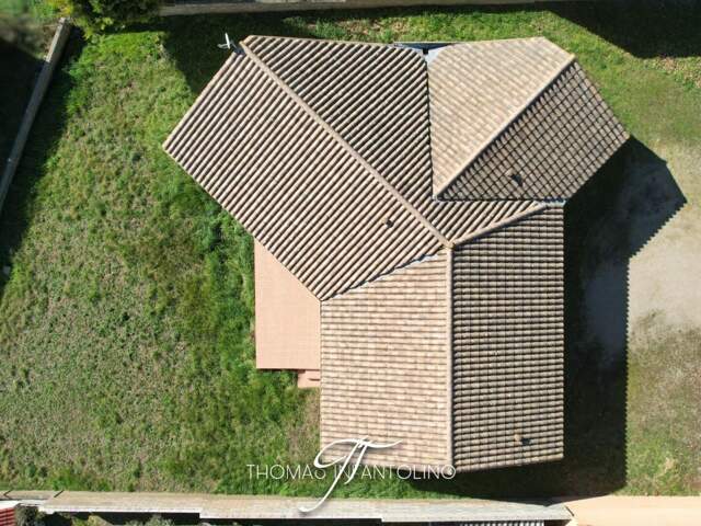 EN EXCLUSIVITE - MAISON 4 FACES - 4 CHAMBRES - BUREAU - GARAGE — photo du bien