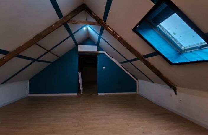 29520 Laz maison 6 chambres, beaux volumes sans jardin — photo 4