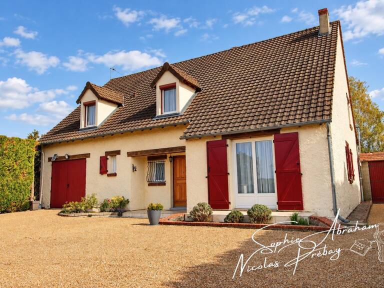 Maison de 4 chambres, 6 pièces avec garage et terrain clos — photo 1