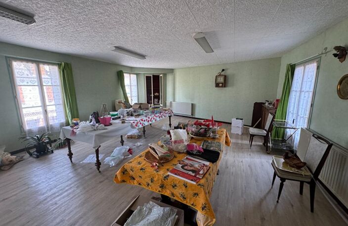 Bien immobilier atypique sur NEUFCHATEL-EN-BRAY - au coeur de la ville ! — photo 2