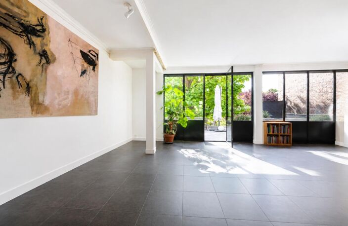 Demeure de  6 pièce(s) de 217m2 au sol - Nanterre Ville — photo 2