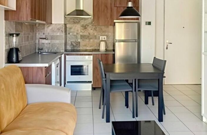 Le Luc en Provence (83), dans résidence sécurisée, appartement 2 pièces terrasse — photo 2