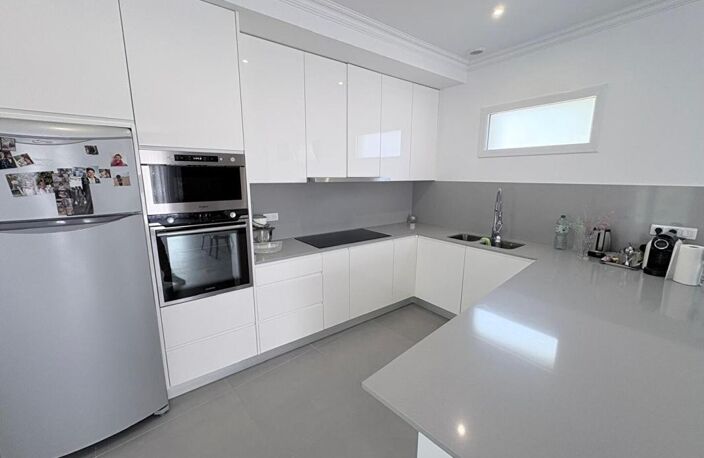 Maison PLAIN PIED TOTAL Montreuil Juigne 5 pièce(s) 160 m2 — photo 4
