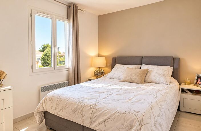 MAS-THIBERT  MAISON DE 158 M², 2 LOGEMENTS INDÉPENDANTS, PARCELLE DE 595 M² ET GARAGE DE 40 M² — photo 3