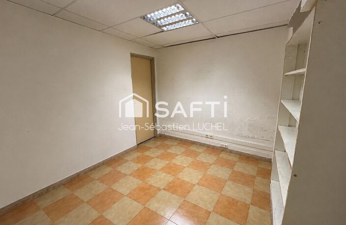 À VENDRE  LOCAL COMMERCIAL OU PROFESSIONNEL DE 103 m² À FORT-DE-FRANCE — photo 3