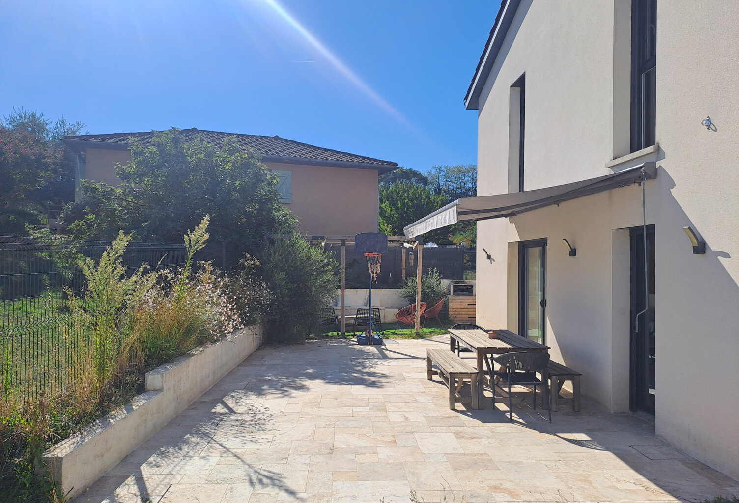 Maison de 110m2 à Sathonay Village ! — photo 1
