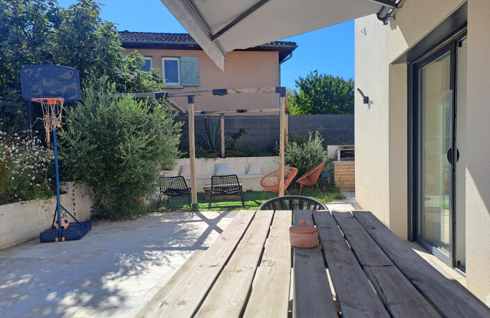 Maison de 110m2 à Sathonay Village ! — photo 2